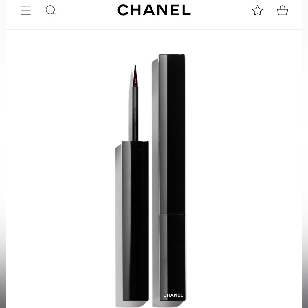 CHANEL eyeliner